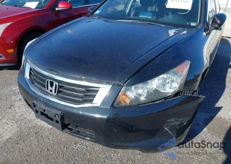2010 Honda Accord 2.4 Ex-L z USA, uszkodzony, nr VIN 1HGCP2F85AA169204